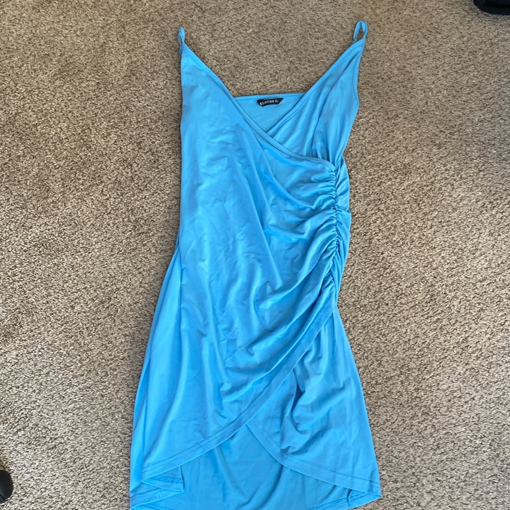 Blue v neck bodycon dress